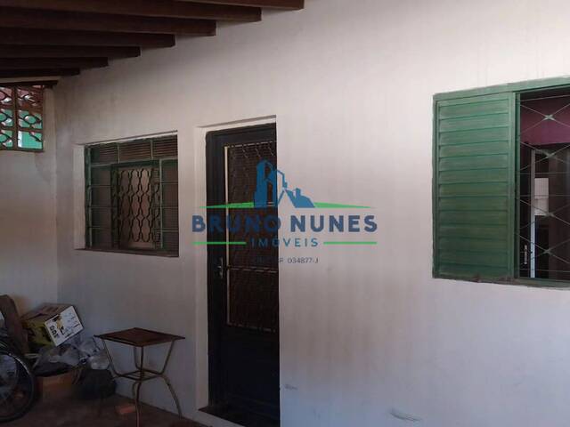 #2007 - Casa para Venda em Artur Nogueira - SP - 2