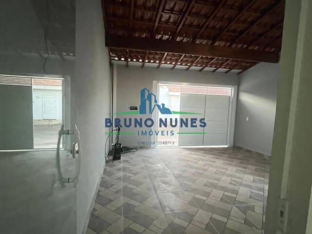 #2042 - Casa para Venda em Artur Nogueira - SP - 2